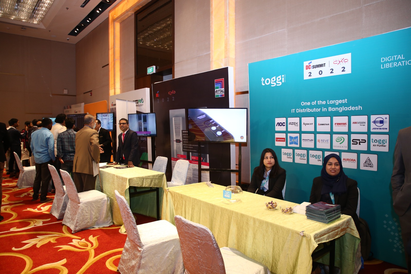 Partner booth at the DCtSUMMIT expo